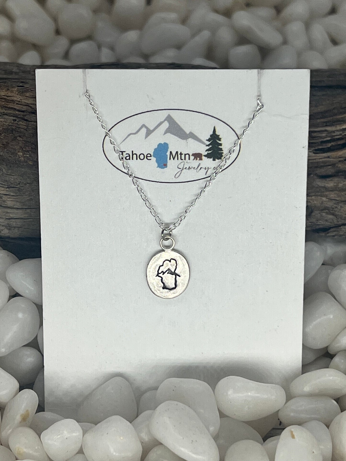 Tahoe Mtn Jewelry Round Necklace