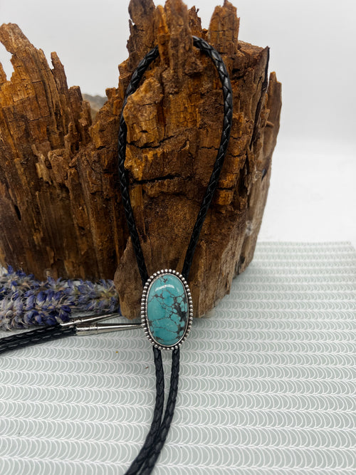 Hubei Turquoise Oval Bolo Tie