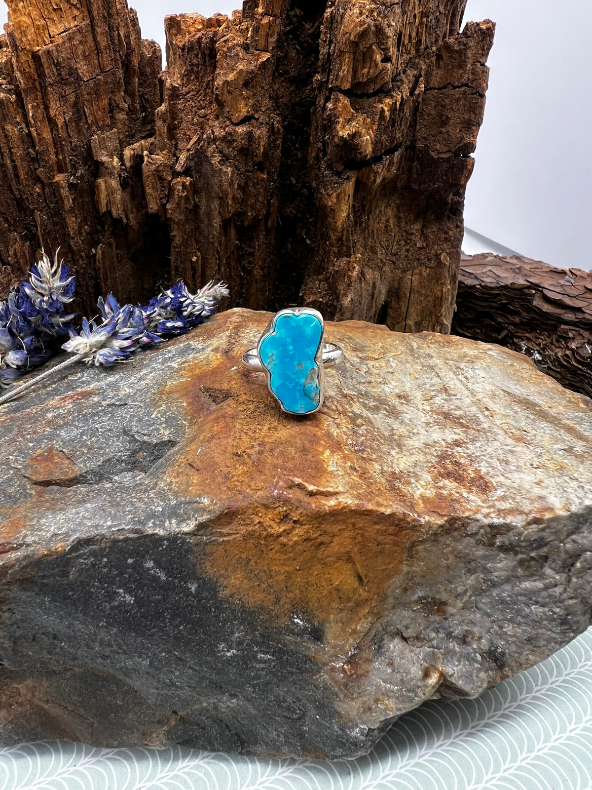 Kingman Turquoise Lake Tahoe Ring - Size 6.5