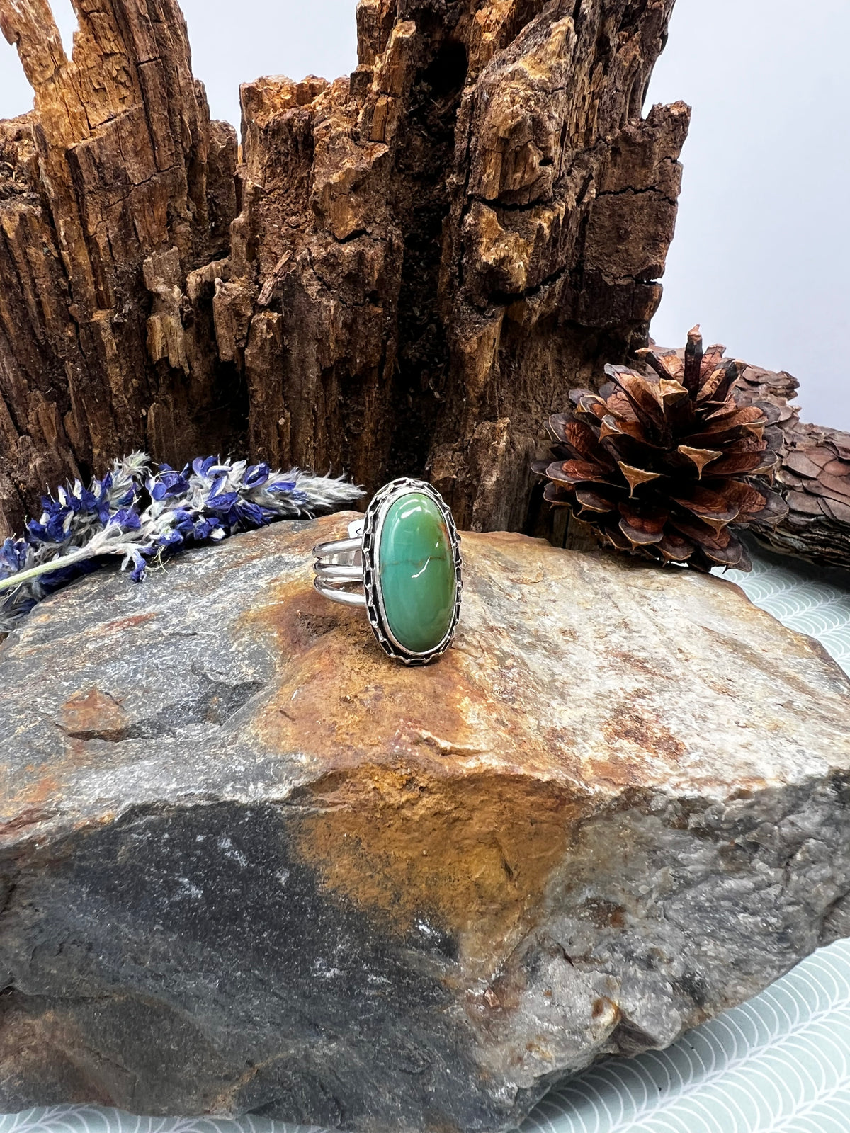 Carico Lake Turquoise Oval Statement Ring - Size 9.5