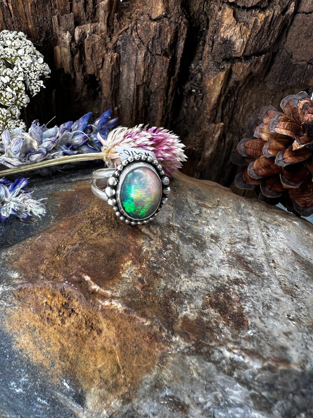 Welo Opal Oval Ring - Size 7.5