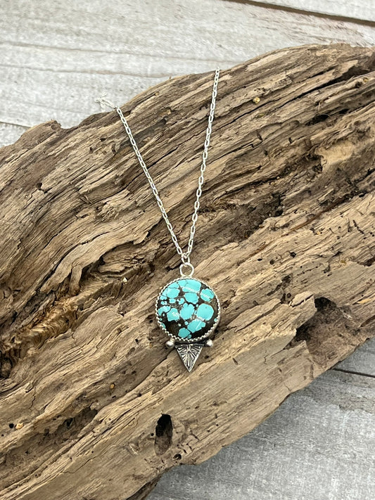 Hubei Turquoise Round Point Accent Necklace (20" Chain)