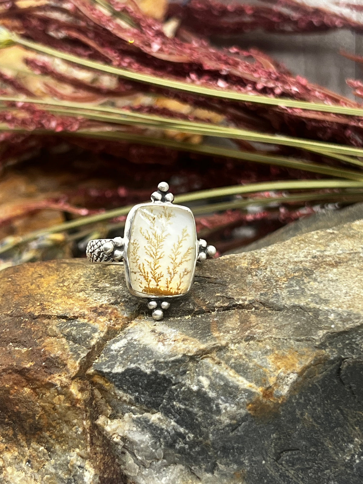 Dendritic Agate Inverted Rectangle Ring - Light Brown Vine w/Golden Background - Size 7.5